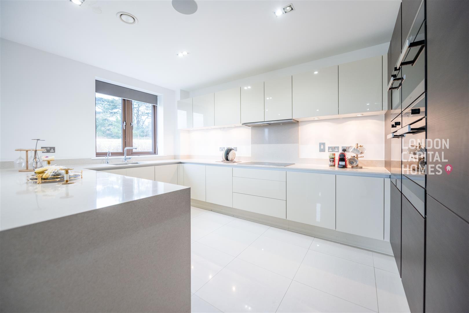 Duchess Crescent, Stanmore